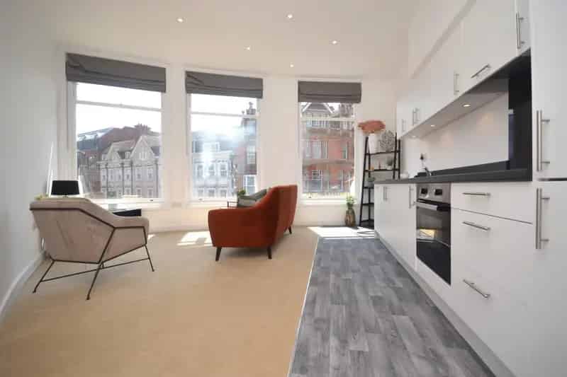 2 Bedroom Flat To Let in Reading Town Centre