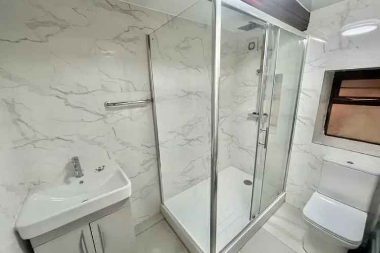2 Bed House Near City Hospital  Off Street Parking Heat Pump
