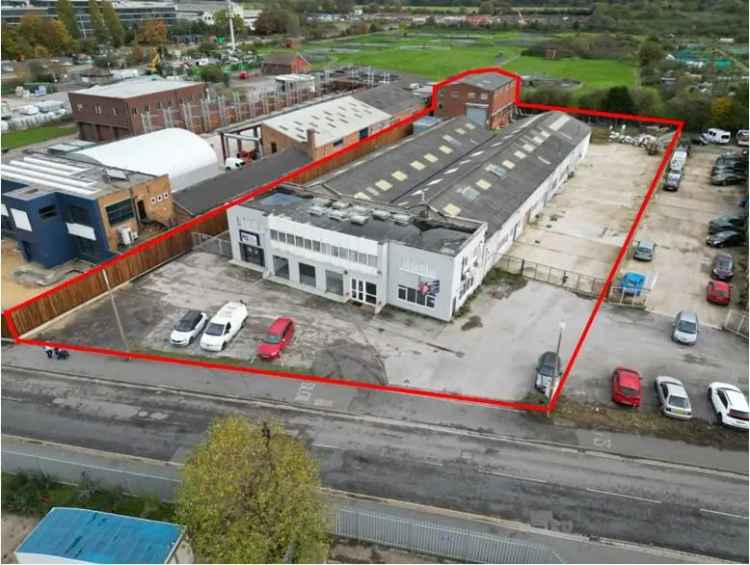 Industrial For Sale in 98, Lilac Grove, Nottingham, England