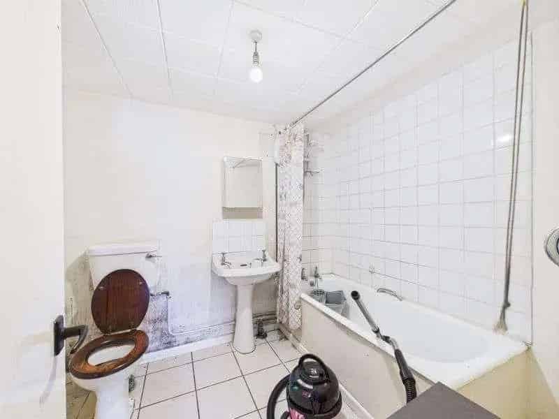2 Bed Detached Cottage For Sale