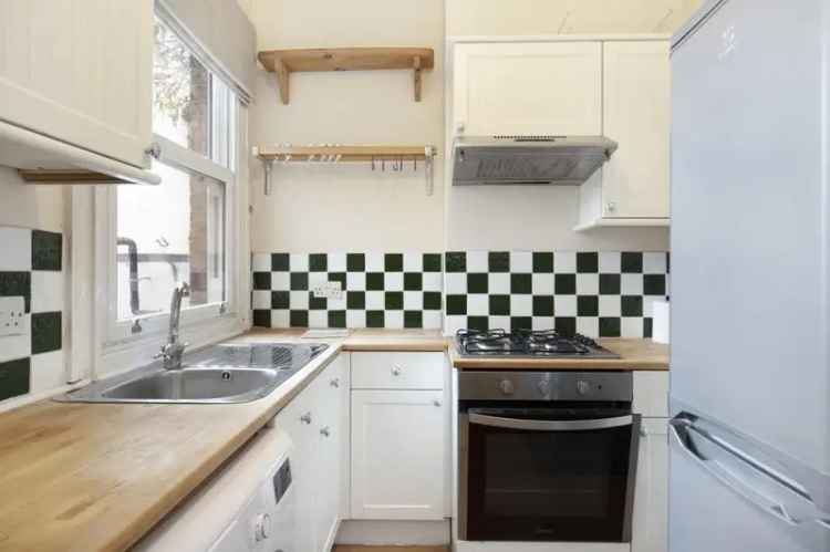 2 Bedroom Flat to Rent Near Clapham Junction