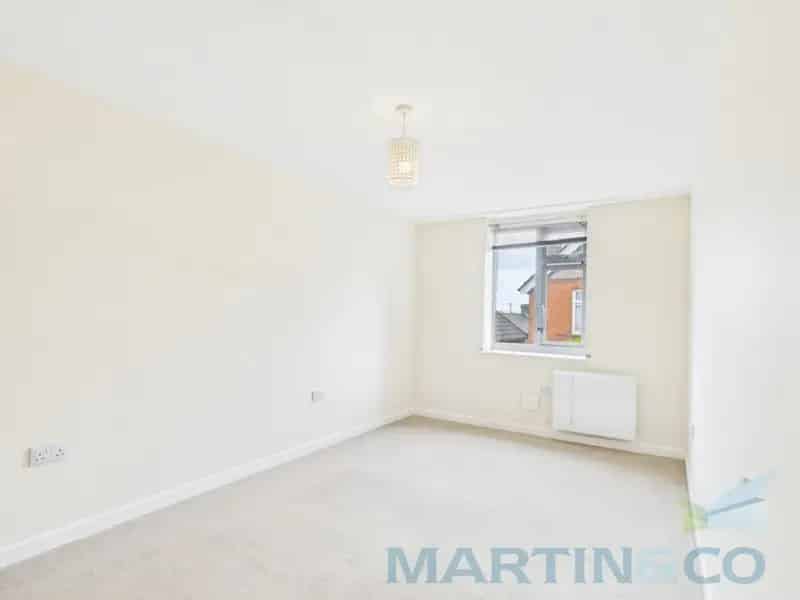 1 Bedroom Flat To Rent