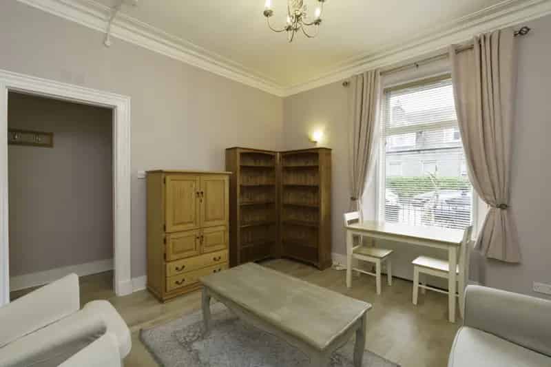 1 bedroom Flat
 To Rent