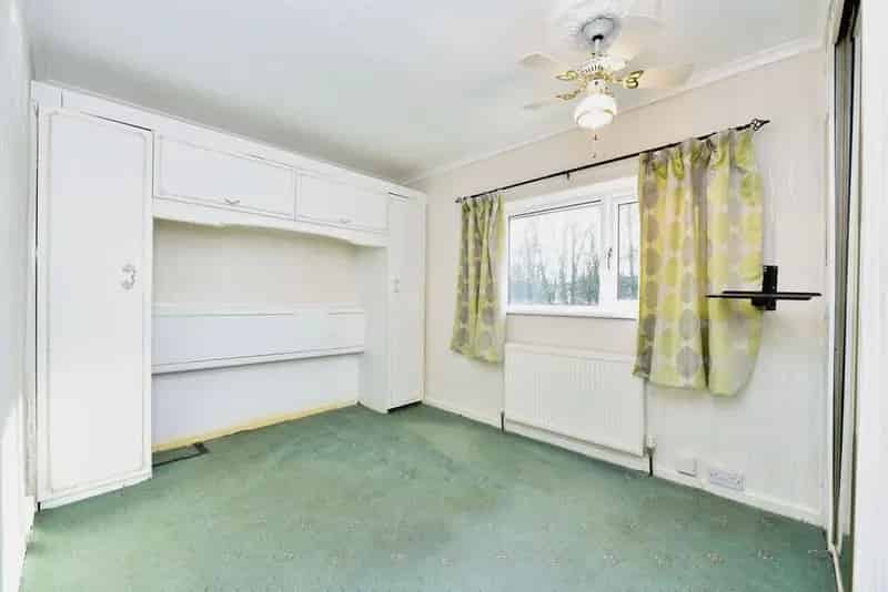 3 Bedroom Mid Terrace House for Sale Sheffield S8