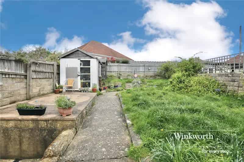 2 Bedroom Bungalow Bournemouth