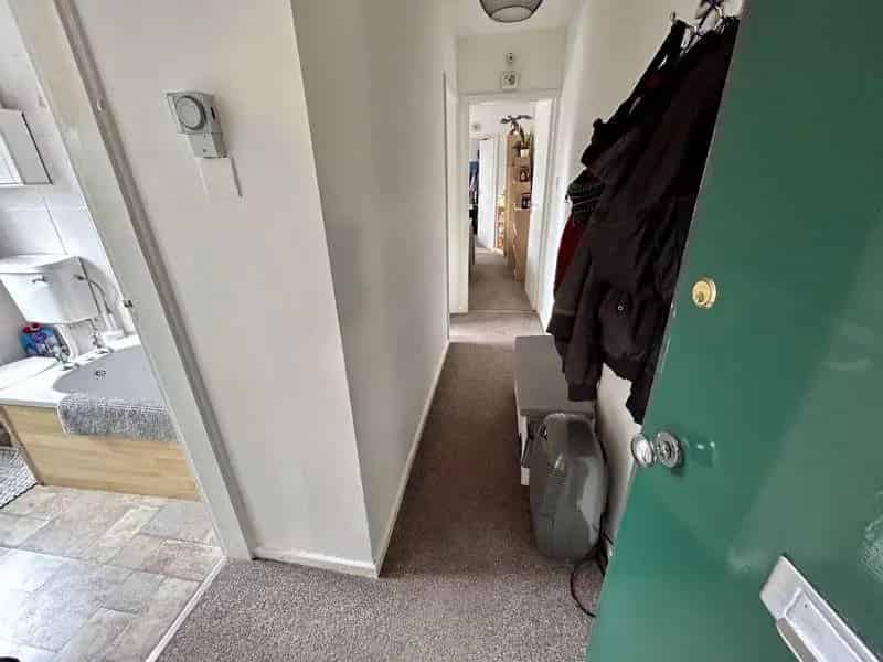 1 Bedroom Apartment for Sale