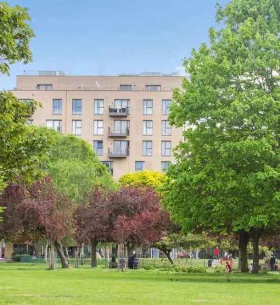 Flat For Rent in London, England