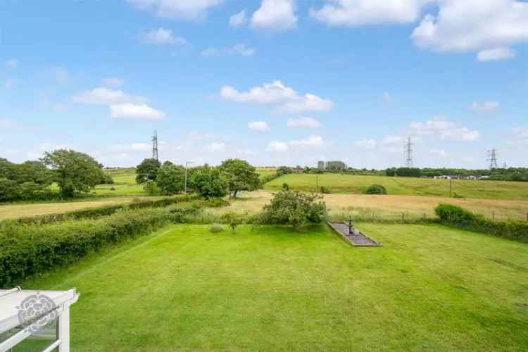 5 Bedroom Detached House for Sale Harwood
