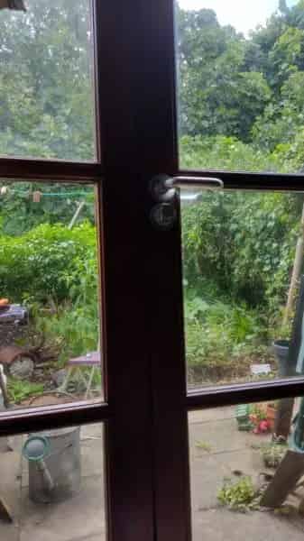 2 Bed Bungalow Near London Bridge Private Garden Quiet Street