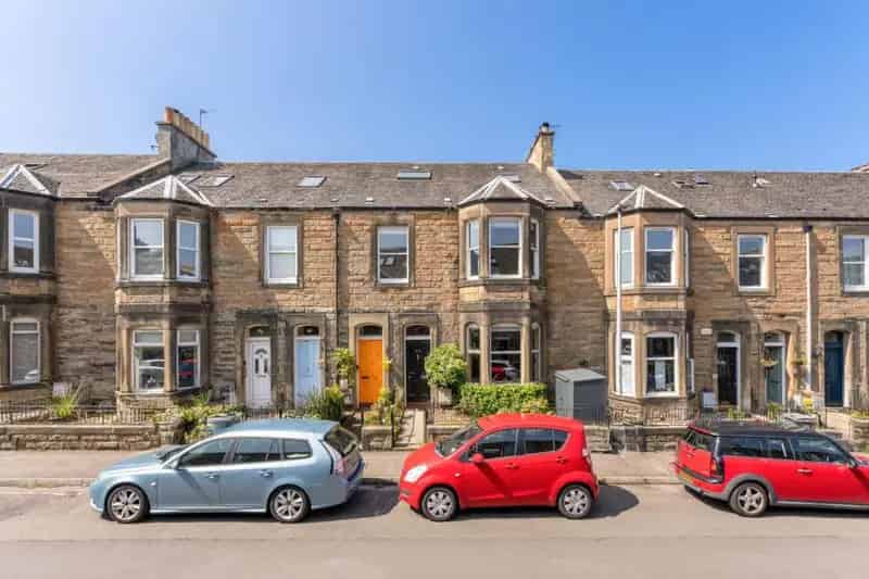 2 Bedroom Flat for Sale in Scotland