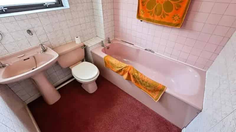 3 Bed House for Sale - DIY Enthusiast's Dream