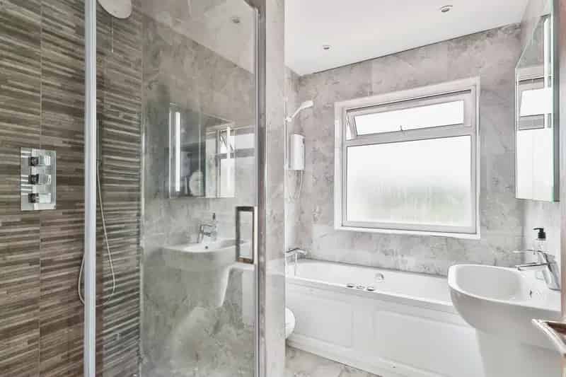 3 Bedroom Extended Home in Ashton - Move-in Ready