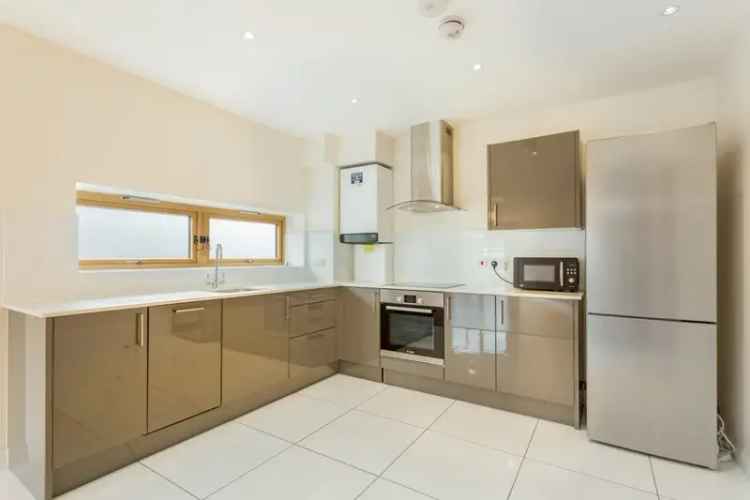 2 Bedroom Flat to Rent Muswell Hill Close to Shops and Restaurants