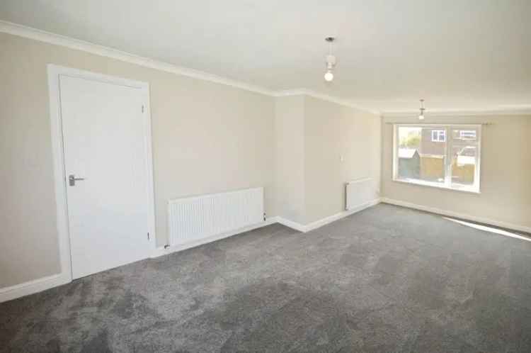 3 Bedroom Semi Detached House Chesterfield Derbyshire