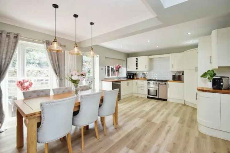 5 Bedroom Detached House for Sale Aire Valley Views