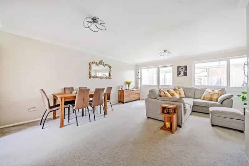 3 Bedroom House to Rent Portsmouth Whitecross Gardens