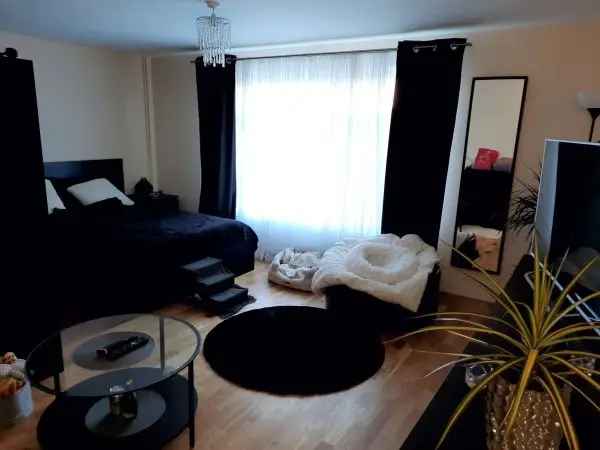 House For Rent in London, England