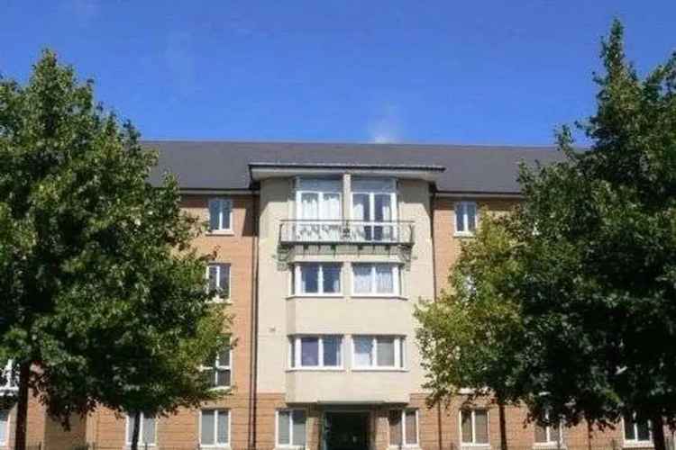 2 Bedroom Flat for Sale in Cardiff Bay