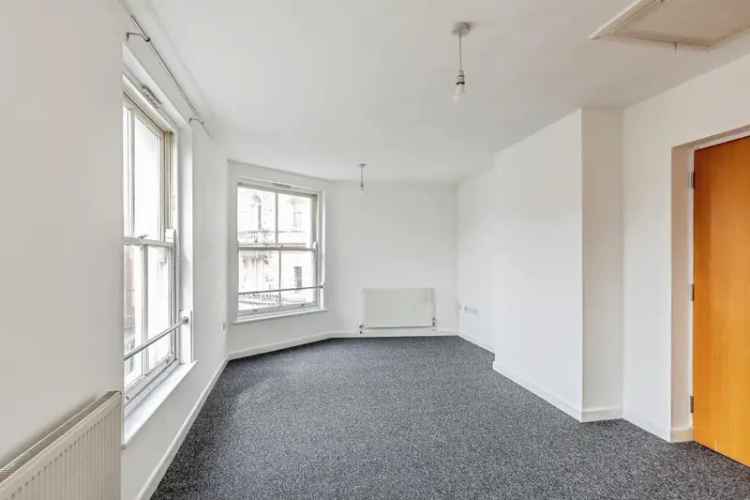 1 Bedroom Flat for Sale in Bristol
