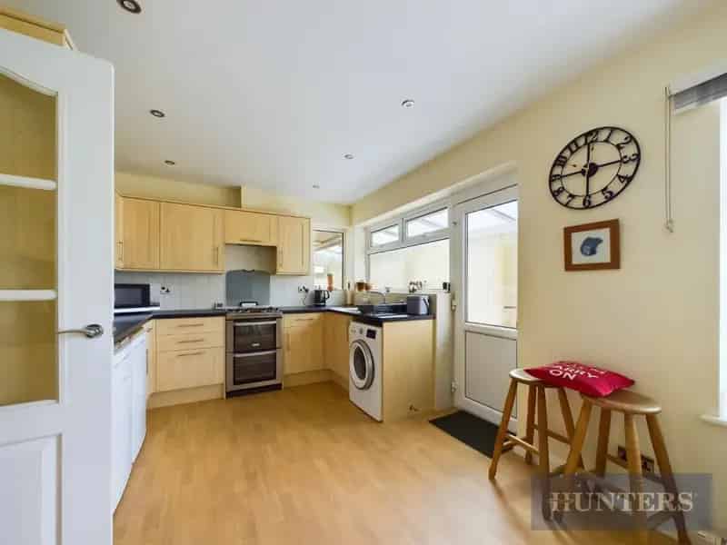 4 Bedroom Detached Bungalow For Sale