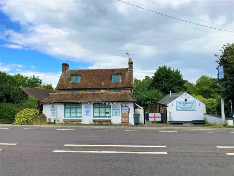 Grade II Listed Pub West Malling - Conversion Opportunity