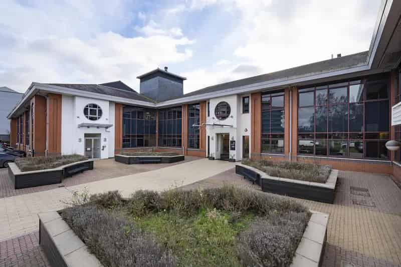 Grade A Offices Borehamwood 44 Parking Spaces EV Charging