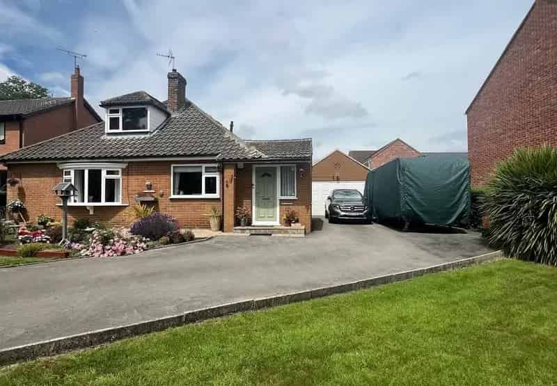 Charming Dormer Bungalow with EV Charging and Double Garage