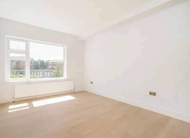 3 Double Bedroom Flat Harlesden Newly Refurbished