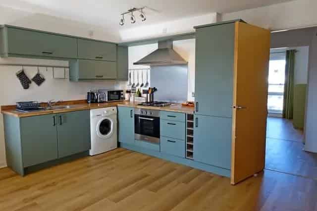 2 Bedroom Flat for Sale with Balcony and Parking