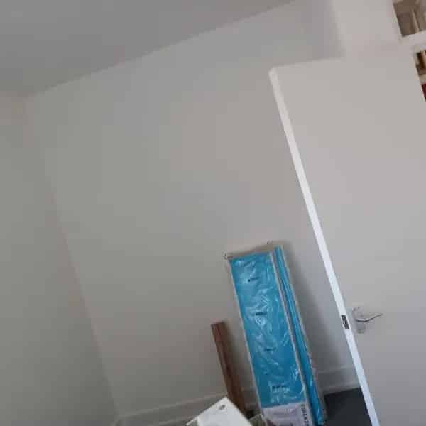 2nd Floor Flat in Block of 6