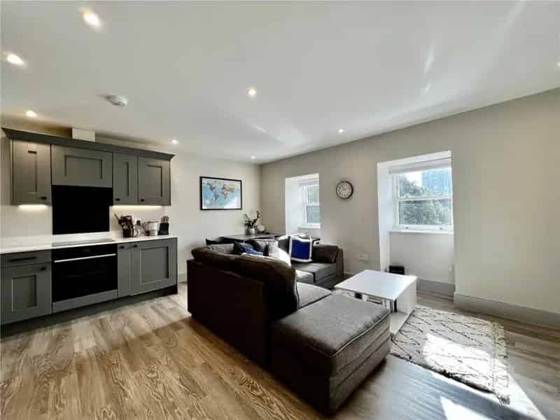 Luxury 1 Bedroom Apartment Near Bournemouth Town Centre