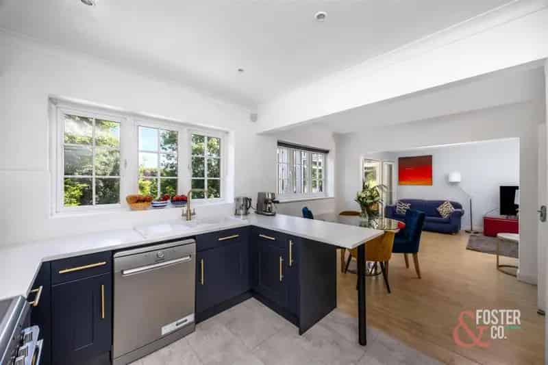 4 Bedroom Detached House for Sale in Withdean