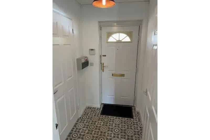 3 Bedroom Semi Detached House Near Northfield West Heath Kings Norton