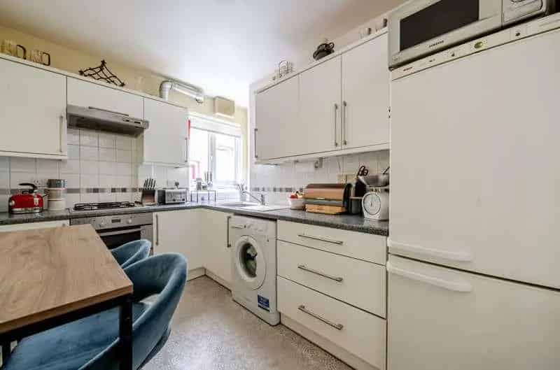 2 Bed Flat for Sale New Kings Road Fulham