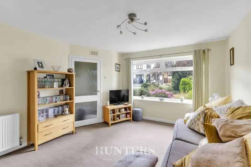4 Bed House for Sale - No Chain - Desirable Location