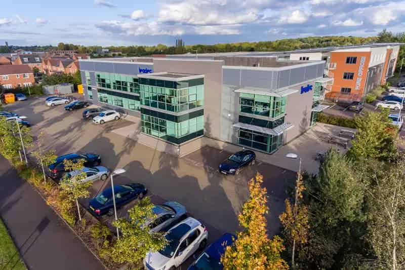 High Density Office Space Near M40 Motorway