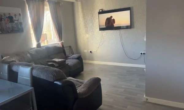 Flat For Rent in Borough of Swale, England