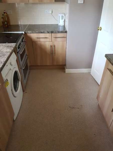 Flat For Rent in Three Rivers, England