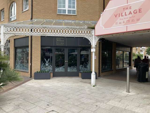 Triple Aspect Retail Unit to Let Brighton Marina