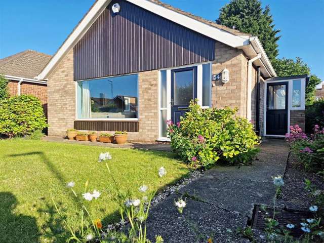 3 bedroom detached bungalow for sale