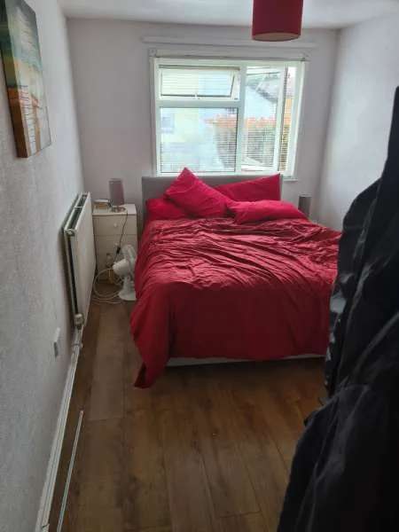 Flat For Rent in Broxbourne, England