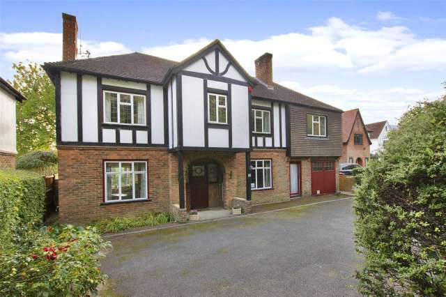 Detached House for sale with 5 bedrooms, Pilgrims Way East, Otford