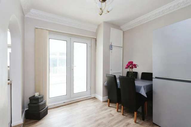 3 Bedroom End of Terrace House - Perfect First Time Buy