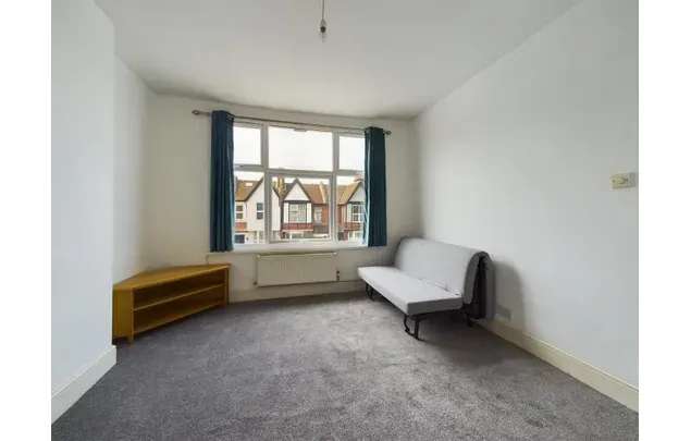 Rent 1 bedroom flat in London