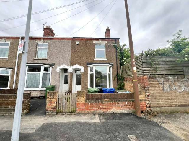 3 Bedroom Refurbished Property with Gas Central Heating and Double Glazed Windows