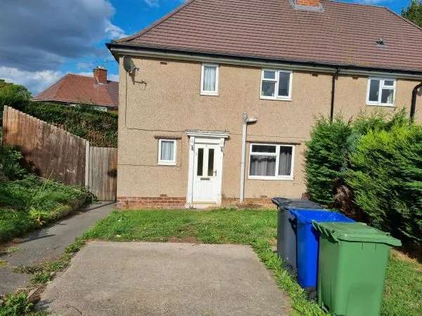 House For Rent in Chesterfield, England