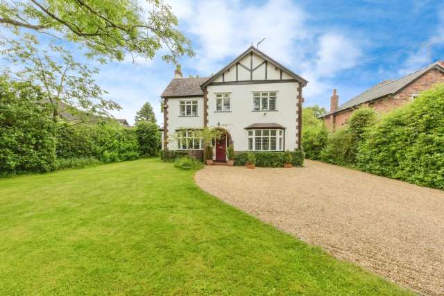 Detached house For Sale in Adlington, England