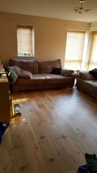 Flat For Rent in Hertsmere, England