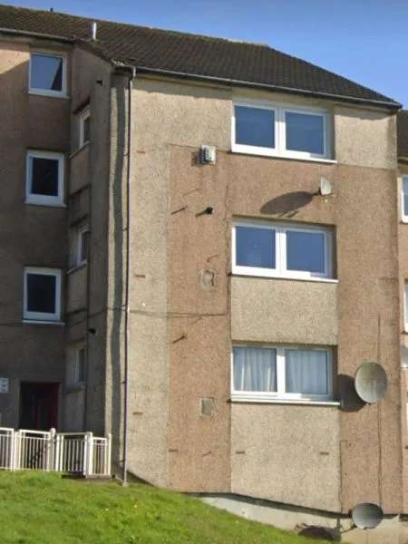 Flat For Rent in Kilsyth, Scotland