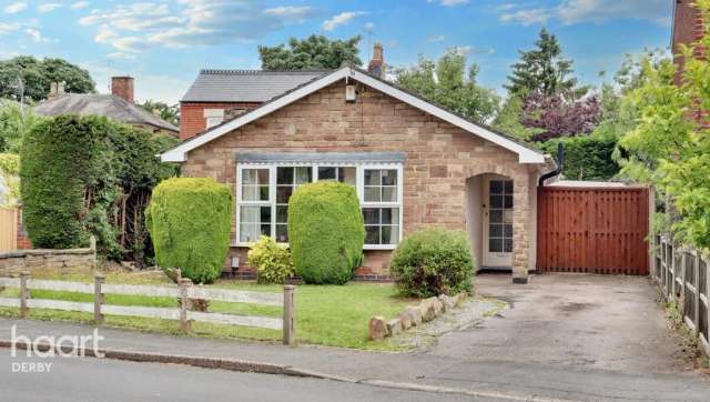 2 bedroom detached bungalow for sale